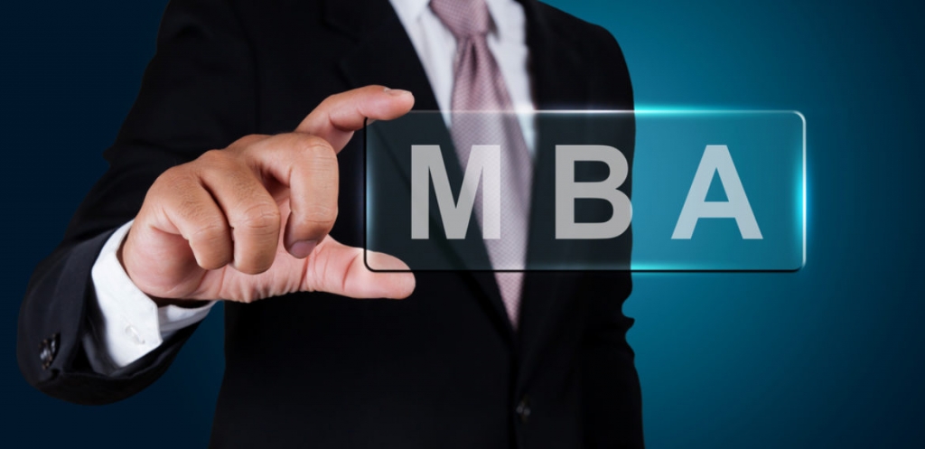 Mini MBA – інтенсивна програма для керівників (спільно з Академією бізнесу EY)